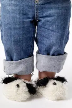 Plush Puppy Slippers Pattern (Knit) 1