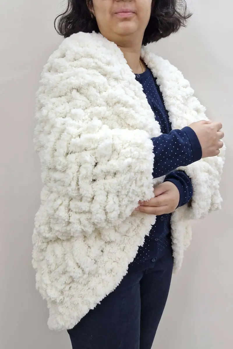 Polar Hug Shrug (Crochet) 1