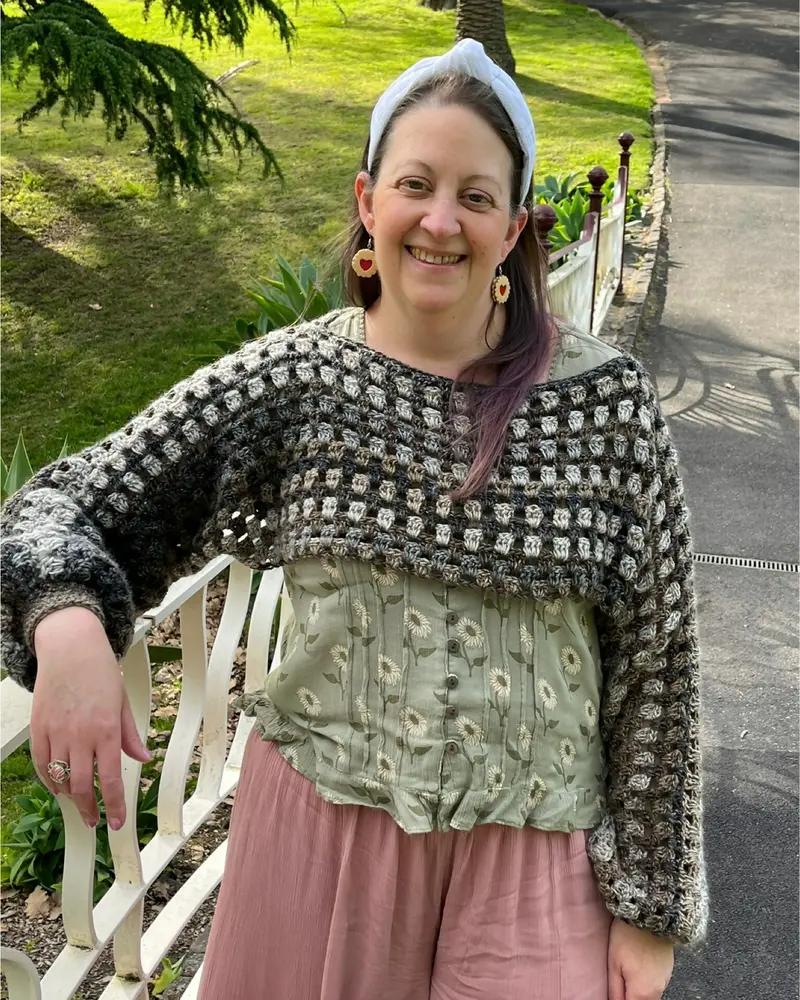 Poppet Shrug (Crochet) 1
