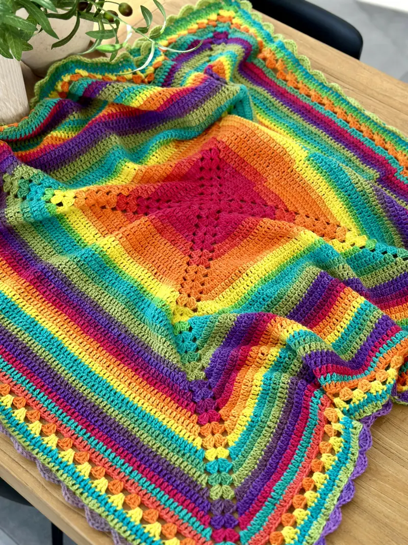 Rainbow Baby Blanket (Crochet) 1
