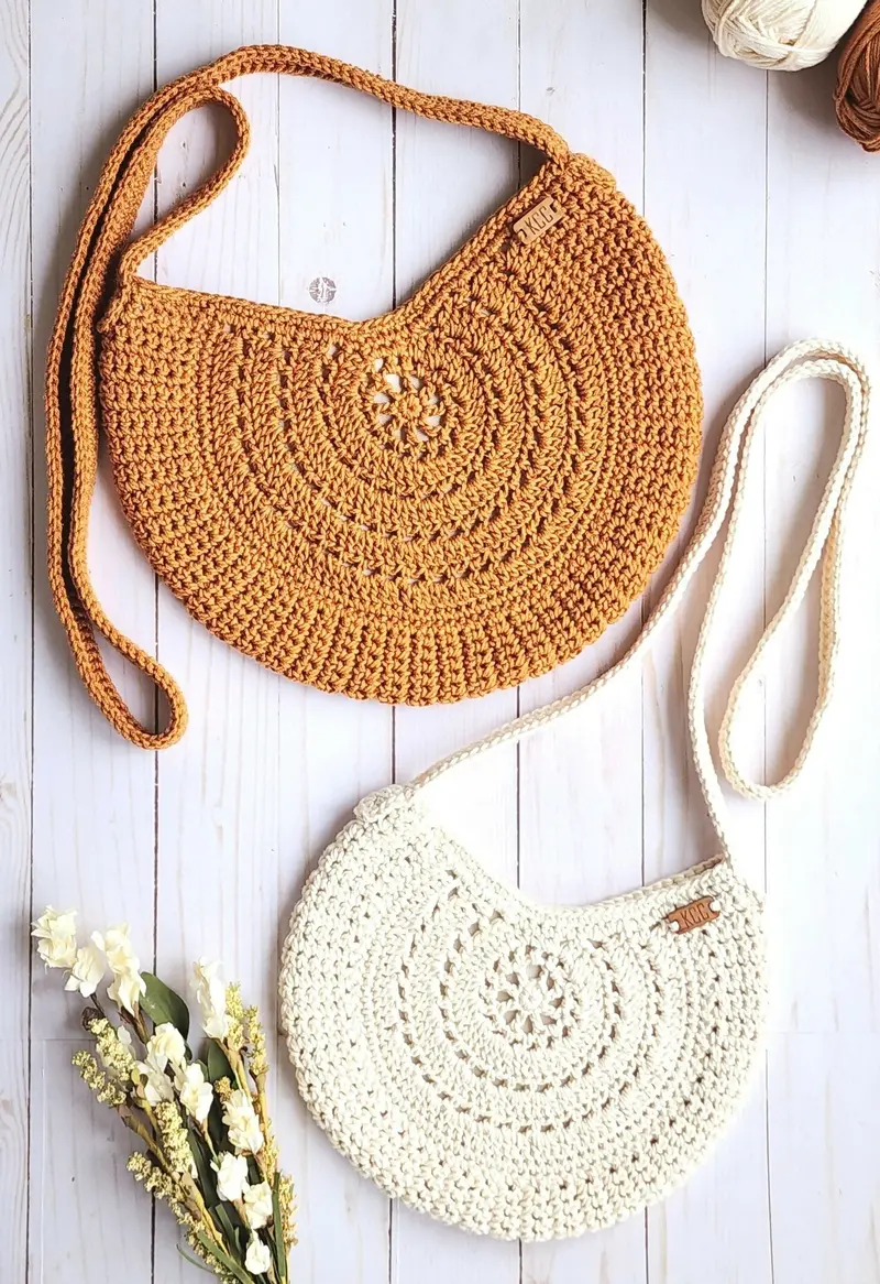 Reel Time Crossbody Bag (Crochet) 1