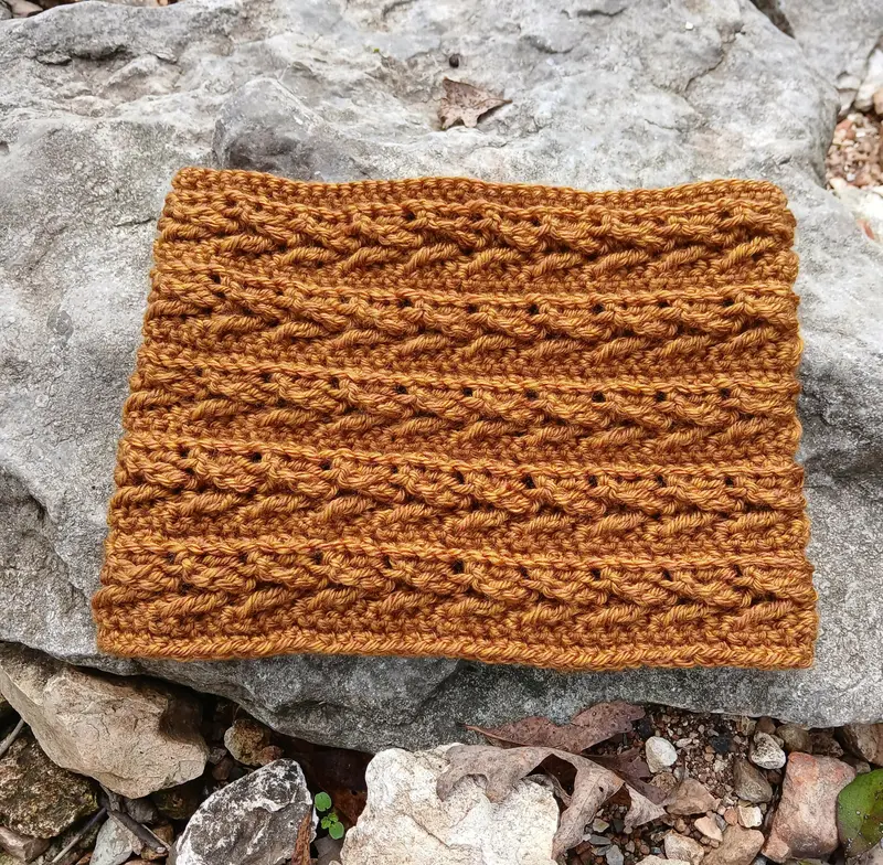 River Arrow Cowl (Crochet) 2
