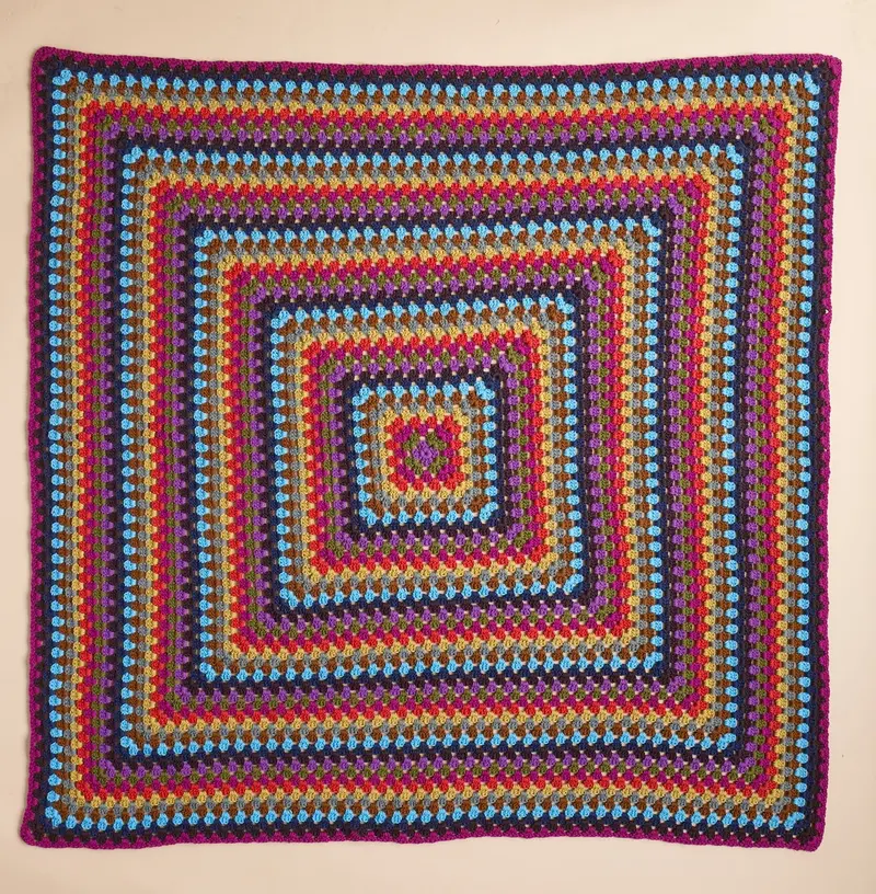 Rocker Granny Afghan (Crochet) 1