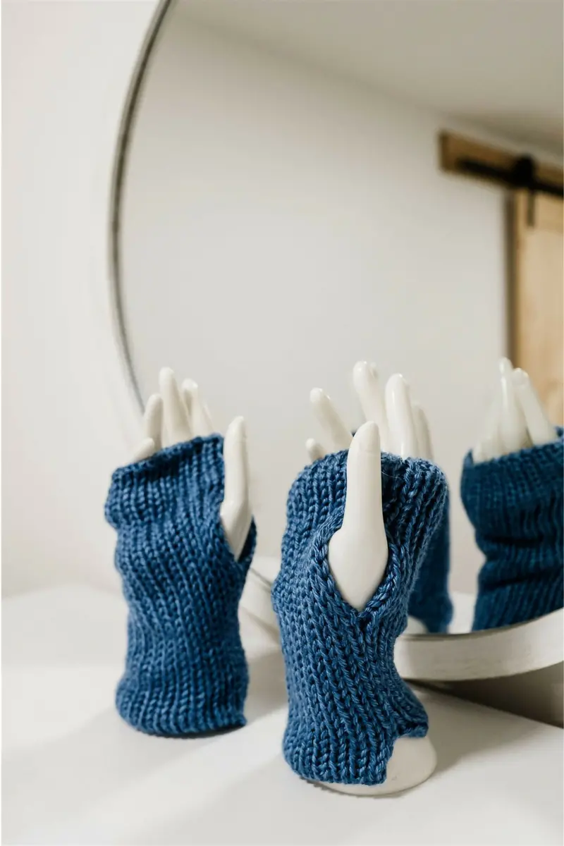 Stylish Fingerless Gloves (Circular Knitting Machine) 2