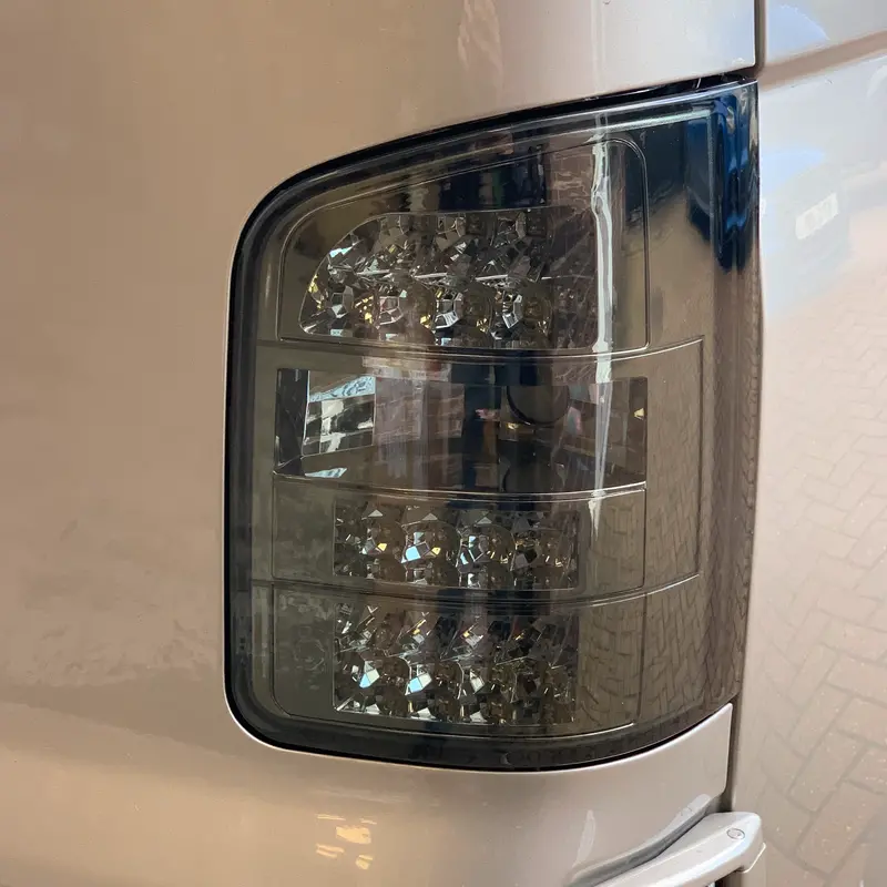 T5 Smoked Led Rear Lights 03-10 Tailgate 2