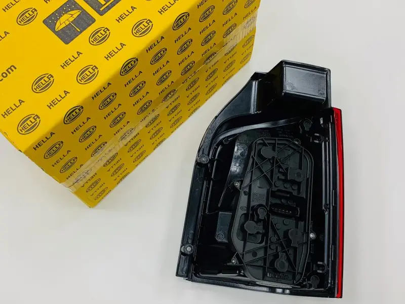 T5 Sportline Rear Light Genuine Hella Passenger Side Only 10-15 Brand New 2