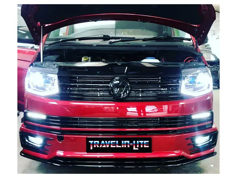 T6 Front Grille Gloss Black Edition Abs 2