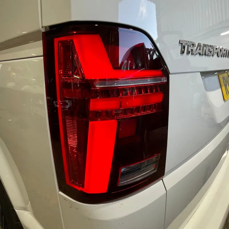 T6 Tailgate Led Rear Lights With Dynamic Indicator (Only For Vehicles With Factory Fitted Led Rear Lights) 15-19 2