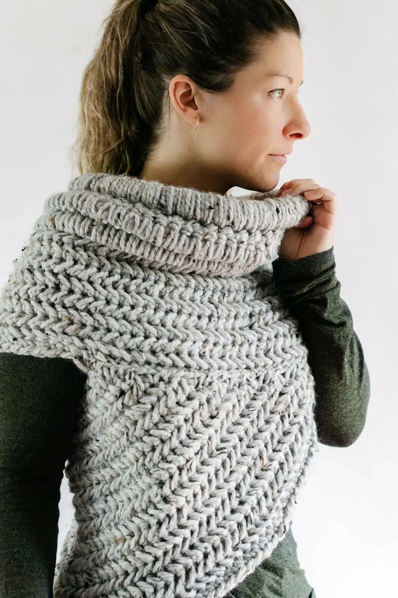 The Asymmetric Cowl (Crochet) 1