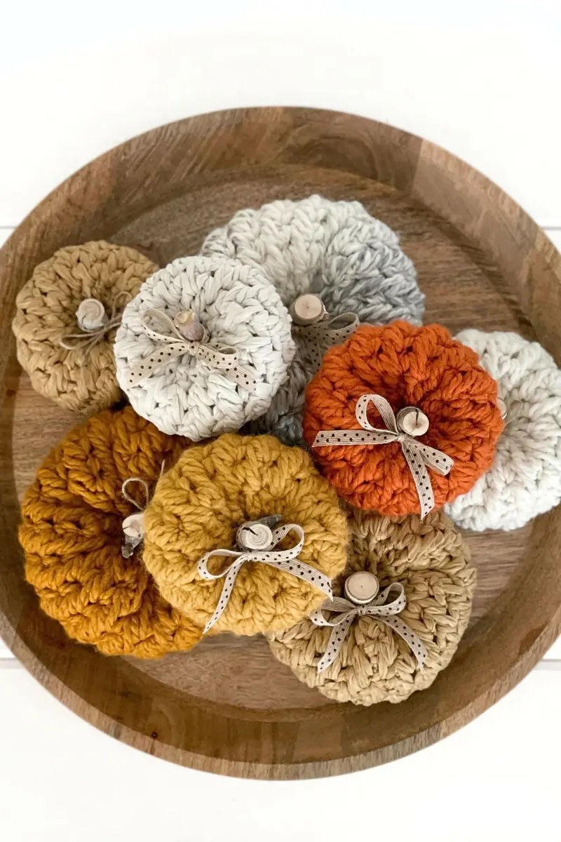 The Feather Pumpkin (Crochet) 2