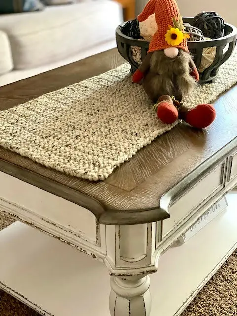 The Macey Table Runner (Knit) 1