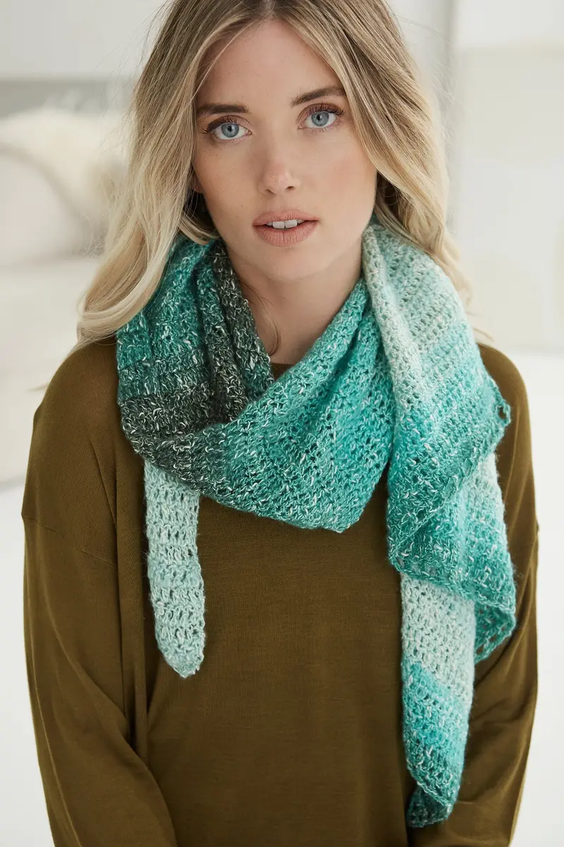 Tribeca Triangle Shawl (Crochet) - Version 2 1