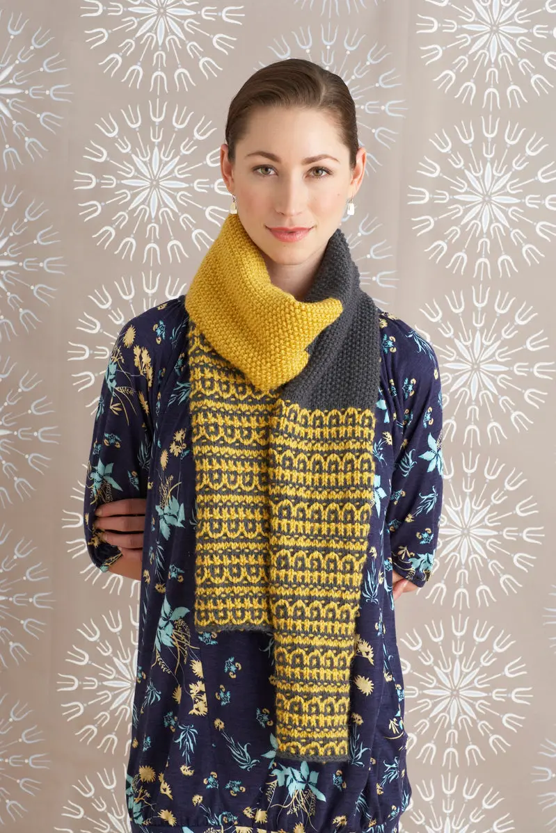 Two-Color Tango Scarf (Knit) 1