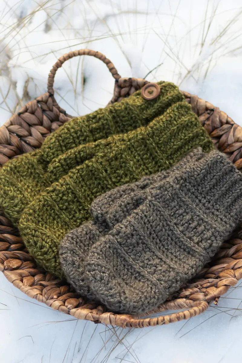 Wanderlust Mittens (Crochet) 1