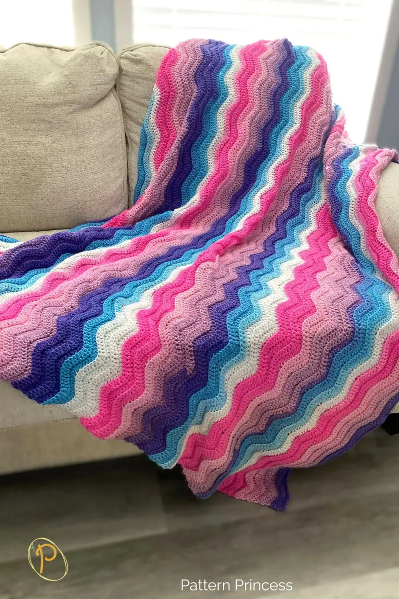 Wavy Ripple Blanket: Berry Bliss Throw (Crochet) 1