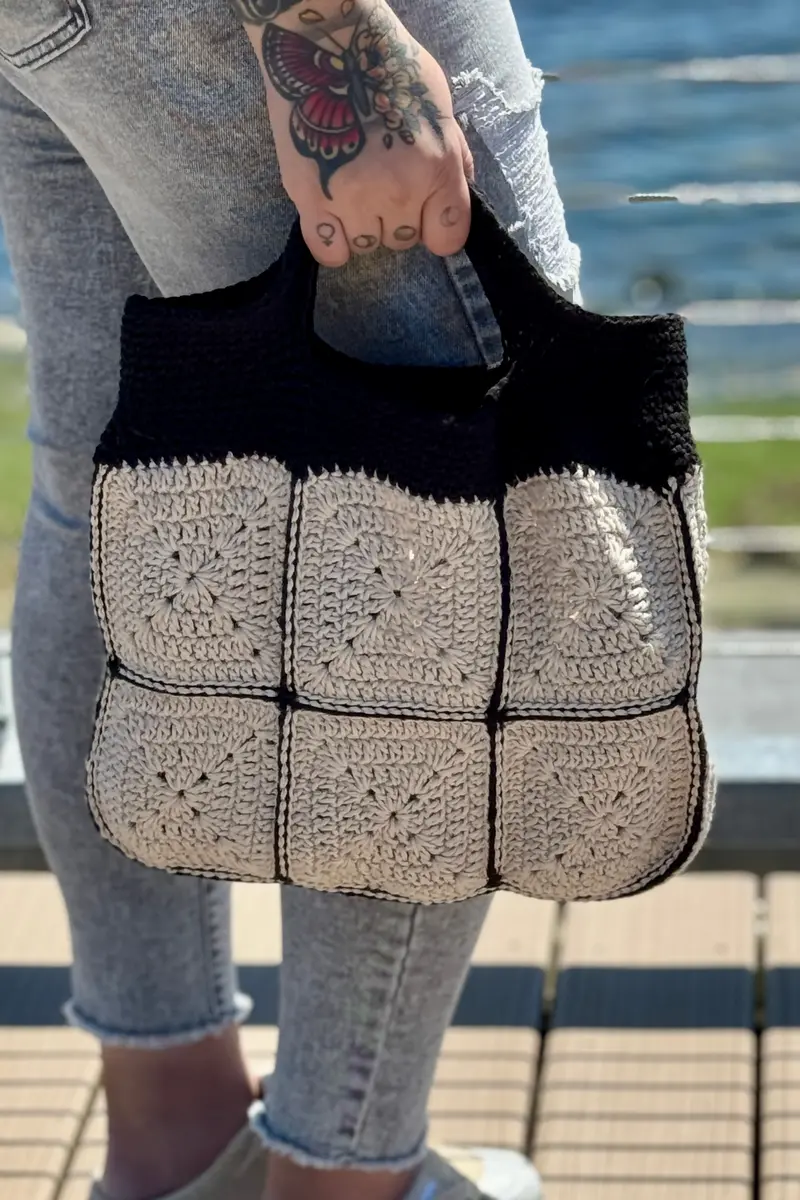 West End Bag (Crochet) 1