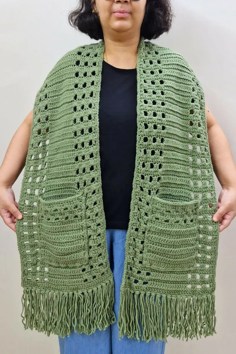 Whispering Pines Pocket Scarf (Crochet) 1