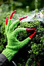 Witchy Hands Pattern (Knit) 1