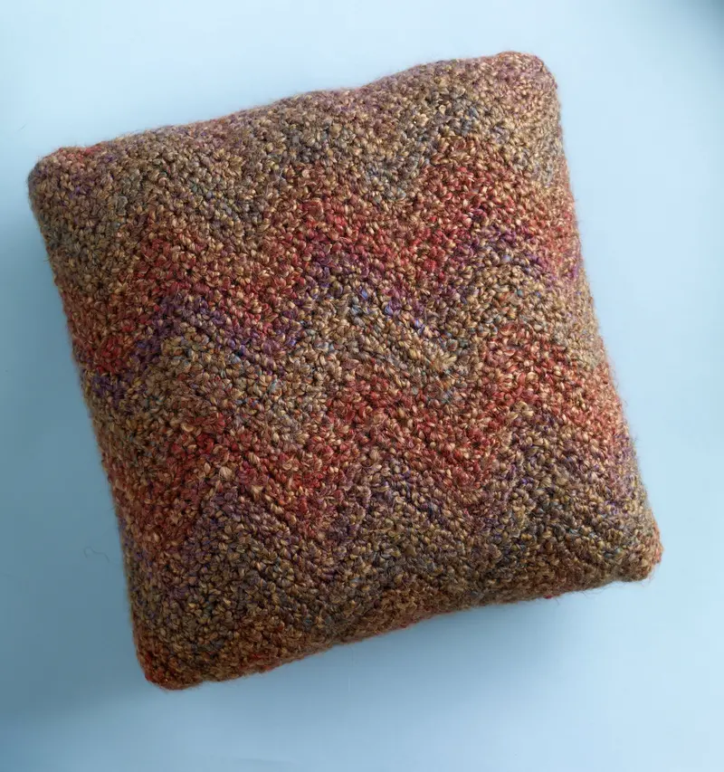 Zig Zag Pillow Pattern (Crochet) 1