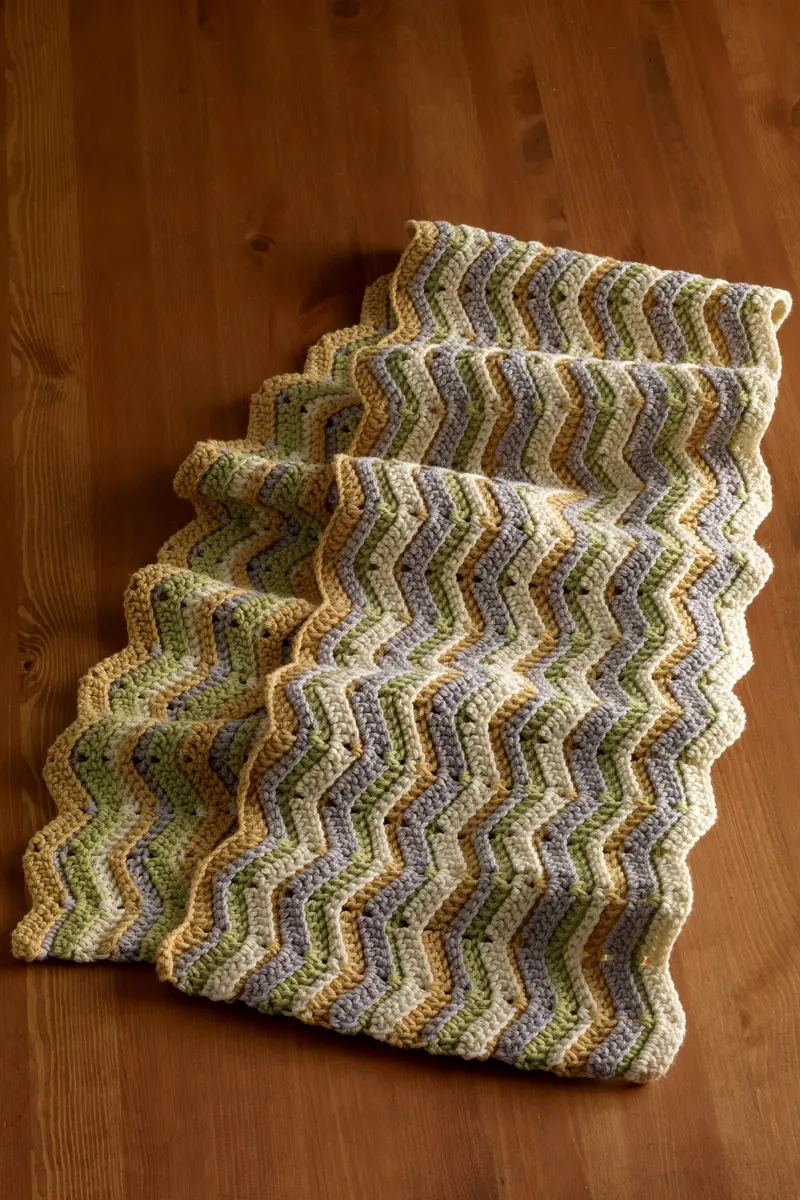 Zig Zag Wrap (Crochet) 1