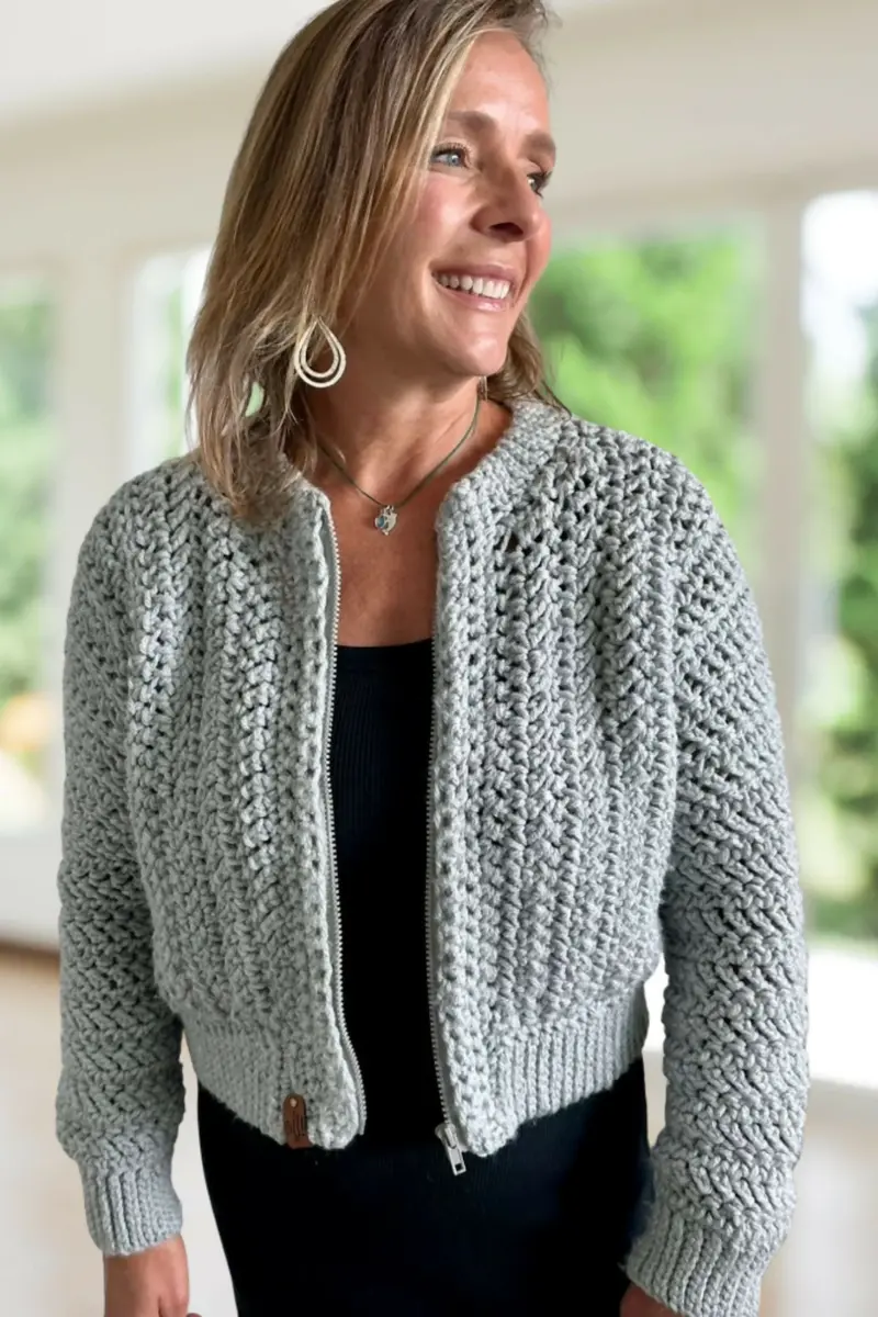 Zipper Bomber Sweater (Crochet) 1