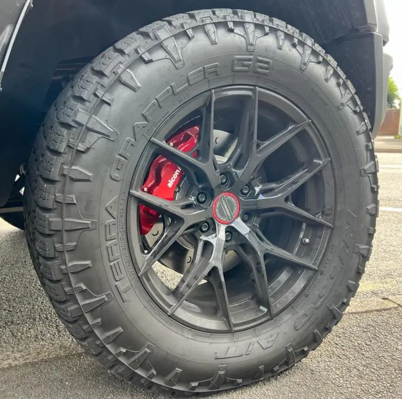 Alcon Front Brake Upgrade Kit For 2021+ Ram Trx — 376×42Mm Rotors & 6-Piston Red Calipers 2